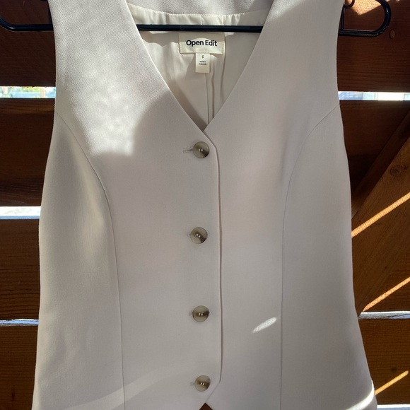 Open Edit Cream Button-Front Vest - Picture 1 of 5